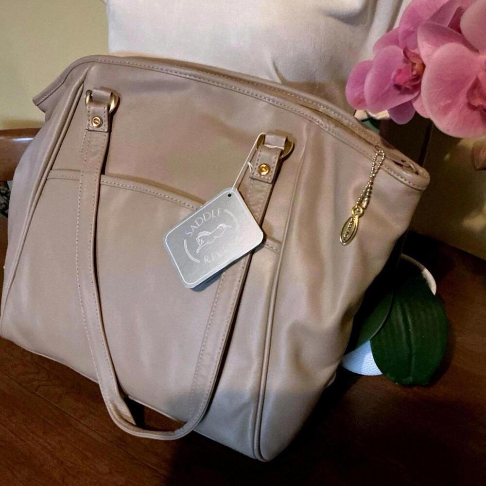 Saddle River Shoulder Bag New w/ Tags Soft Gray Taupe Leather Modern Vintage